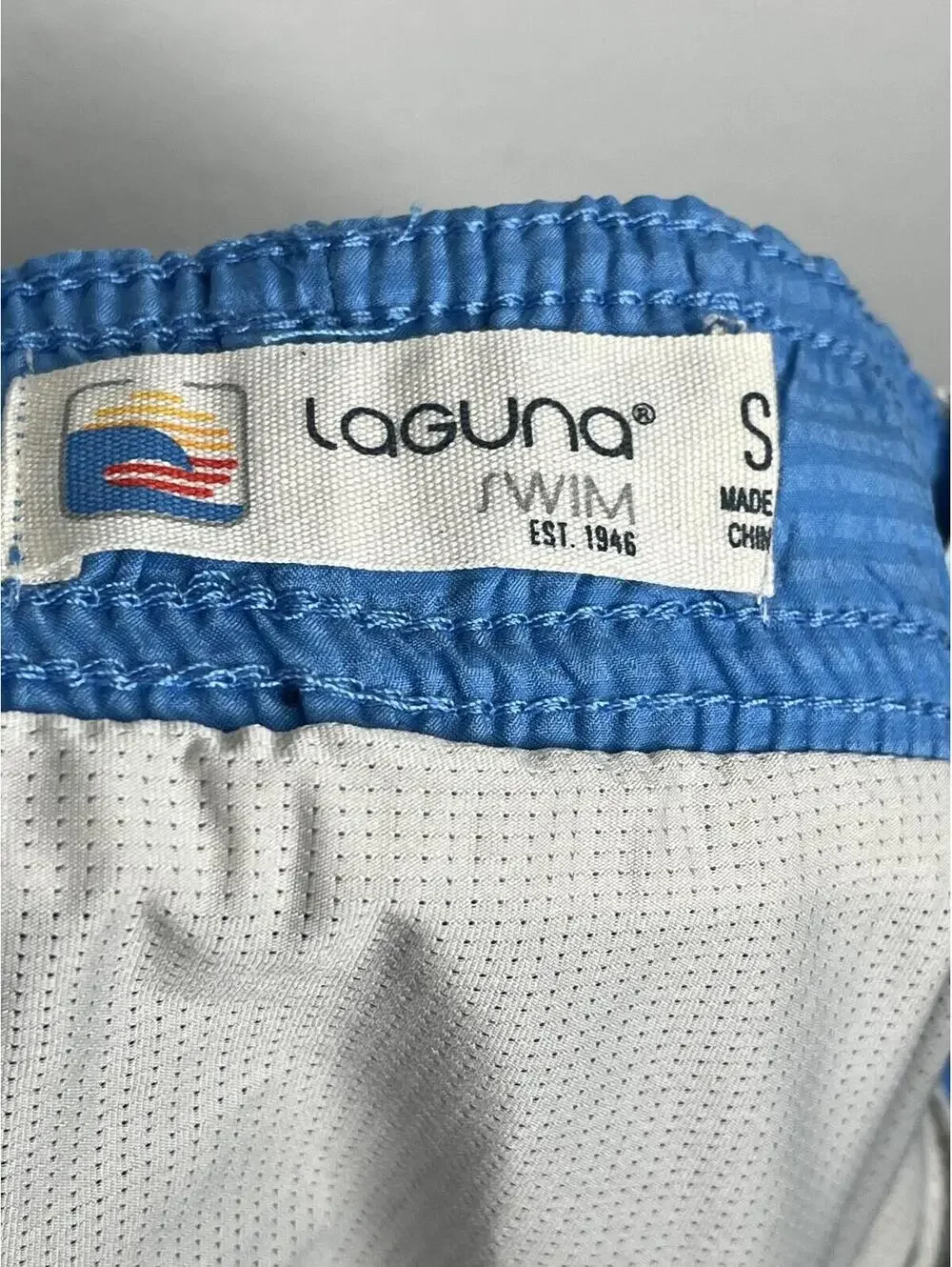 NWT Laguna Men's Blue/The Volley Swim Trunks Size Small